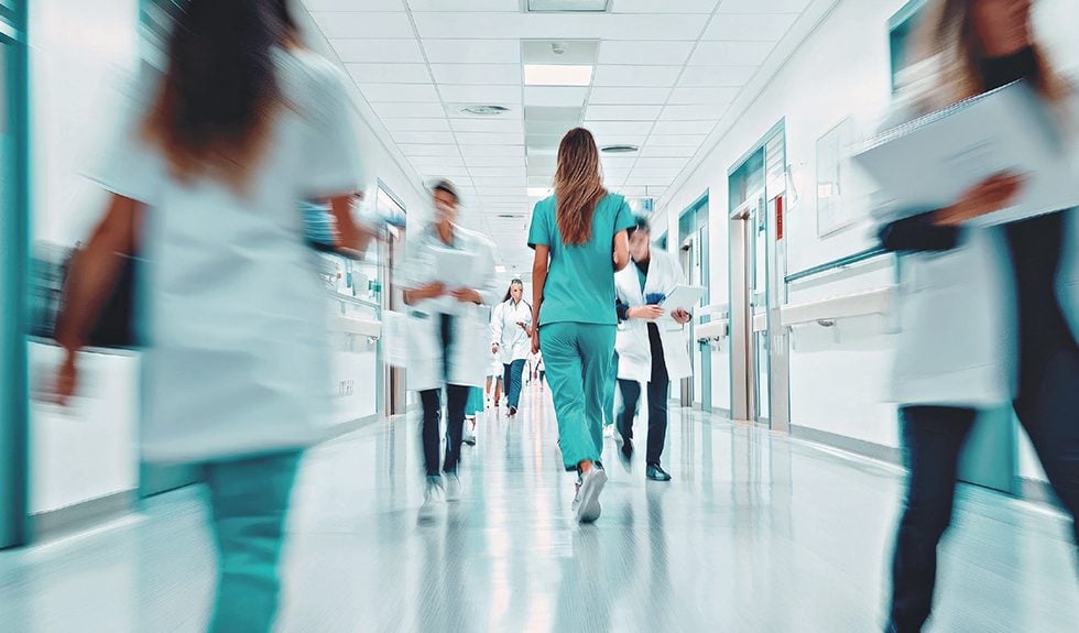 Ερώτηση βουλευτών ΣΥΡΙΖΑ για τις δεδουλευμένες εφημερίες των νοσοκομειακών γιατρών